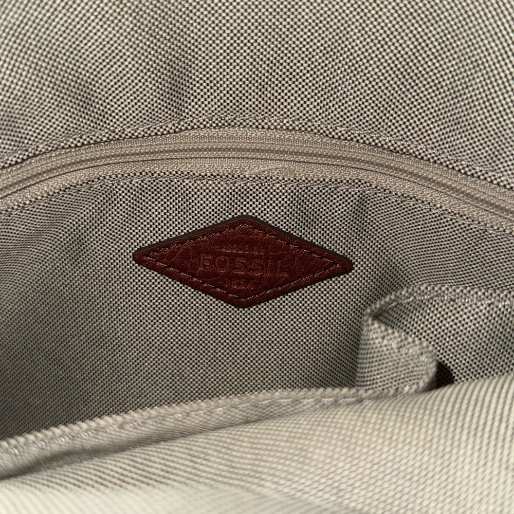 Fossil Heritage Hobo - Picture 3 of 8